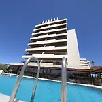 Lejlighedshotel Interpass Vau 4*