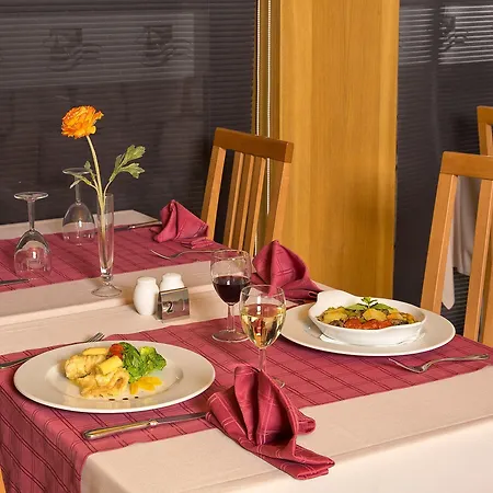 Interpass Vau 4* Portimão